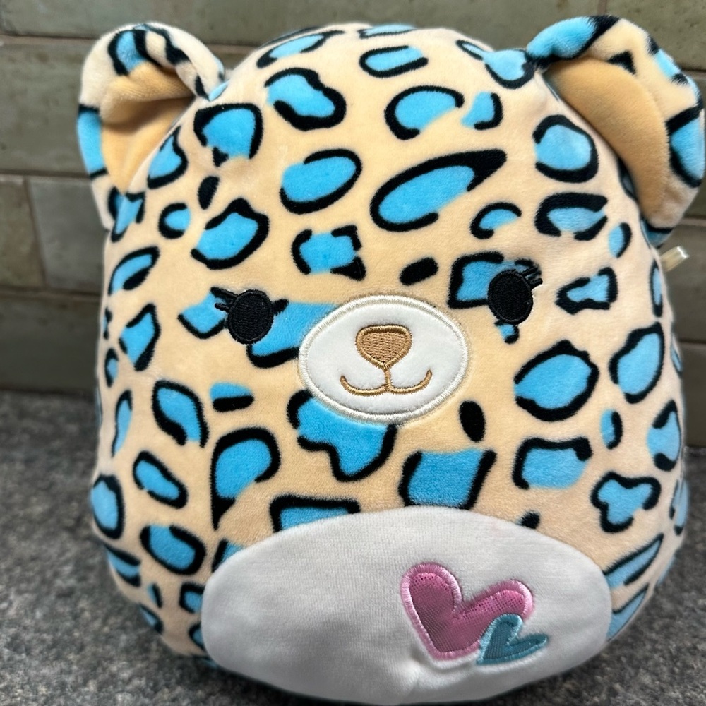 Squishmallow Emanga The Teal Leopard Plush Toy with Blue Spots